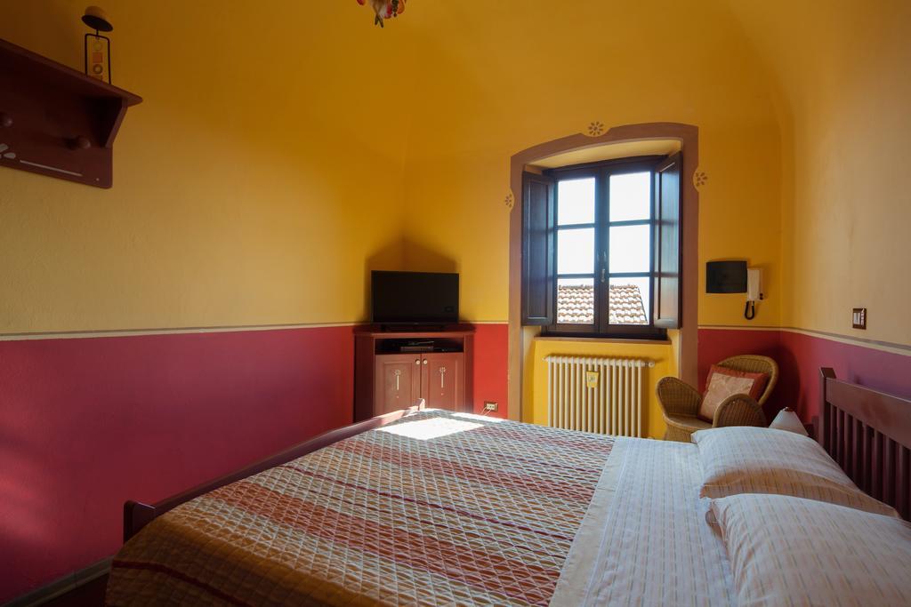 B&B La Pulce Dorata Mulazzo Екстер'єр фото